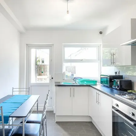 Lansdown Road Retreat Будинок відпочинку Бристоль